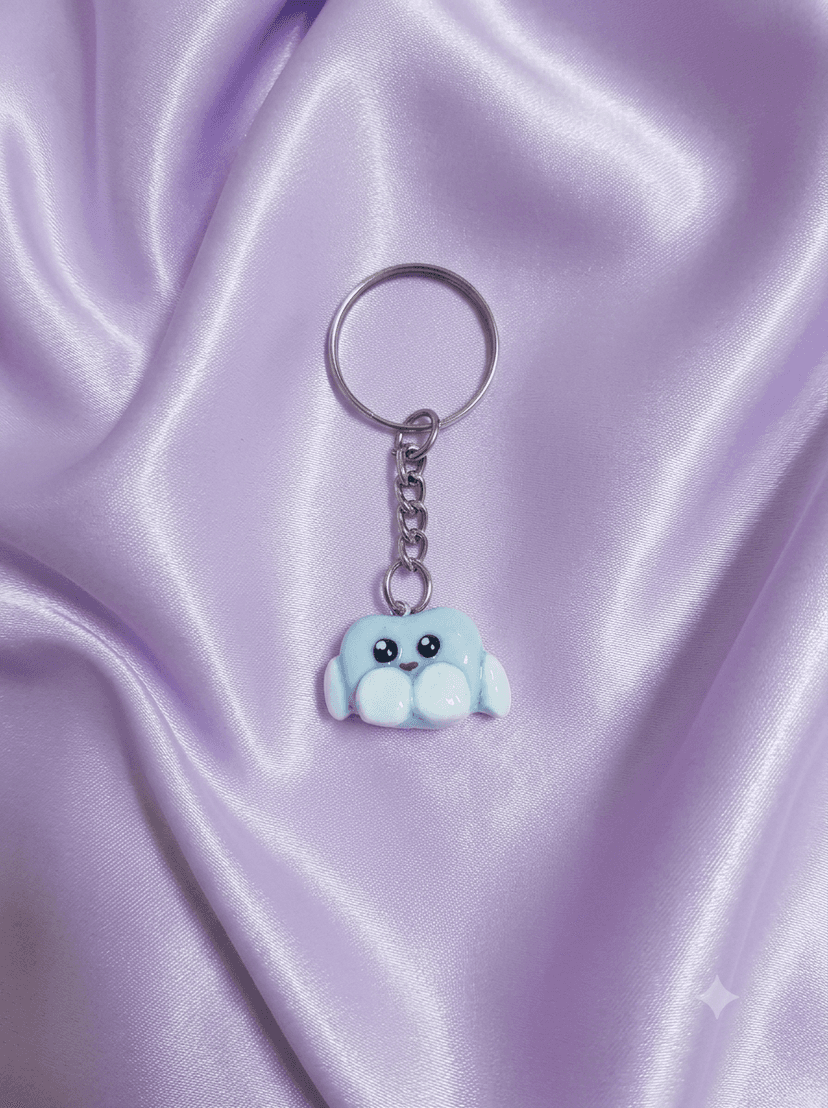 Blue heart - keychain in lavender, front view
